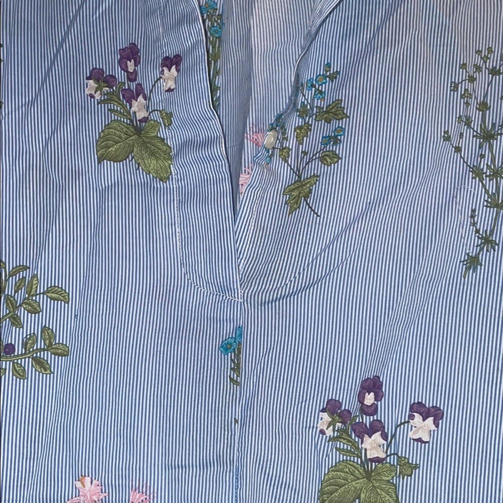 ☀️☀️Max Jeans Floral Button Down Shirt - Blue 🛑Sold🛑 - Picture 6 of 7